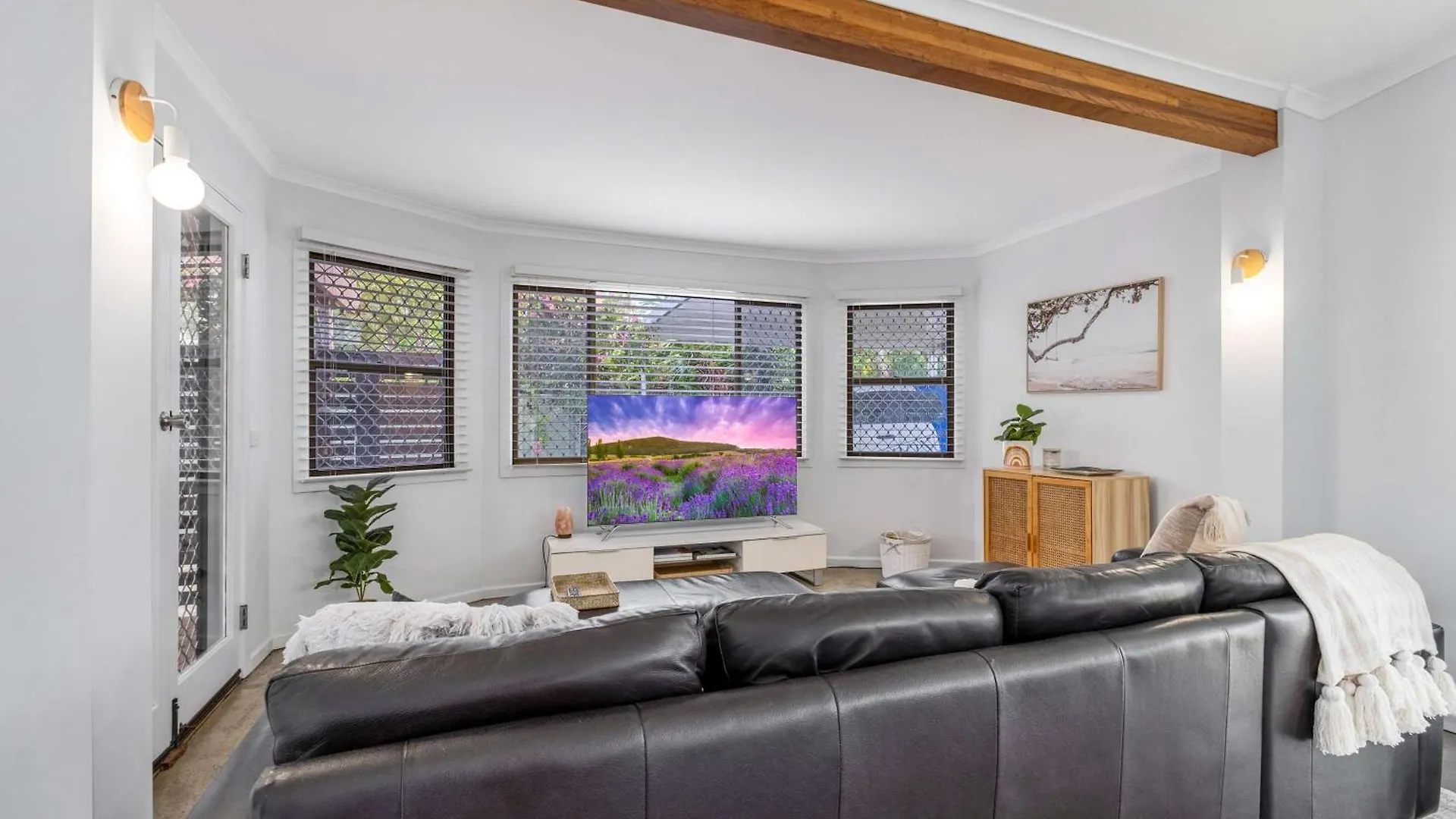 Feriehus Superb Coastal Hideaway Walk To Alex Headland Villa Maroochydore Australien